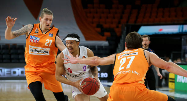 还反映了他 还反映了他