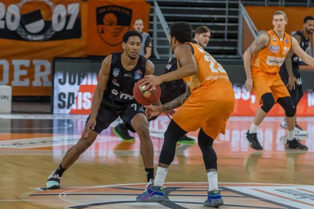 与神秘女子 与神秘女子