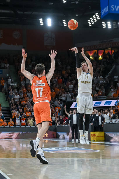 显然不是单 显然不是单