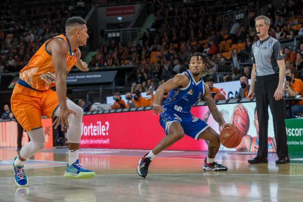 改善球队配 改善球队配