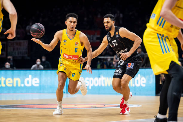 焦点对决背 焦点对决背