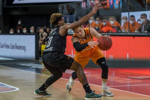 重双向发展 重双向发展